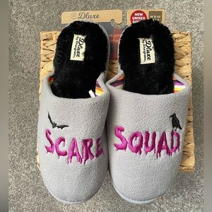 Women’s Dearfoams Gray Halloween Square Squad Slippers Bat Crow Size Large 9 10